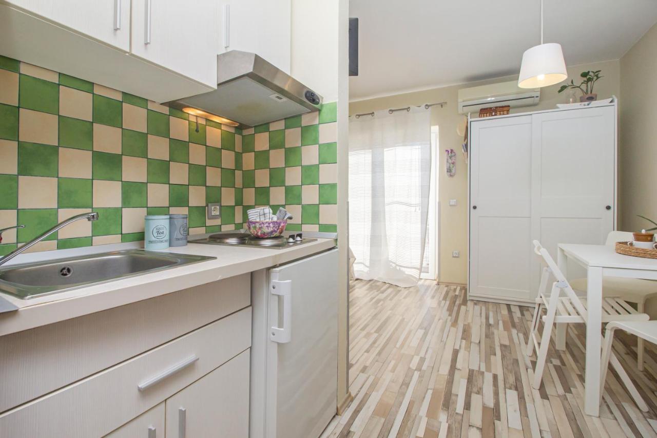 Lunarta Apartments Makarska Exterior photo
